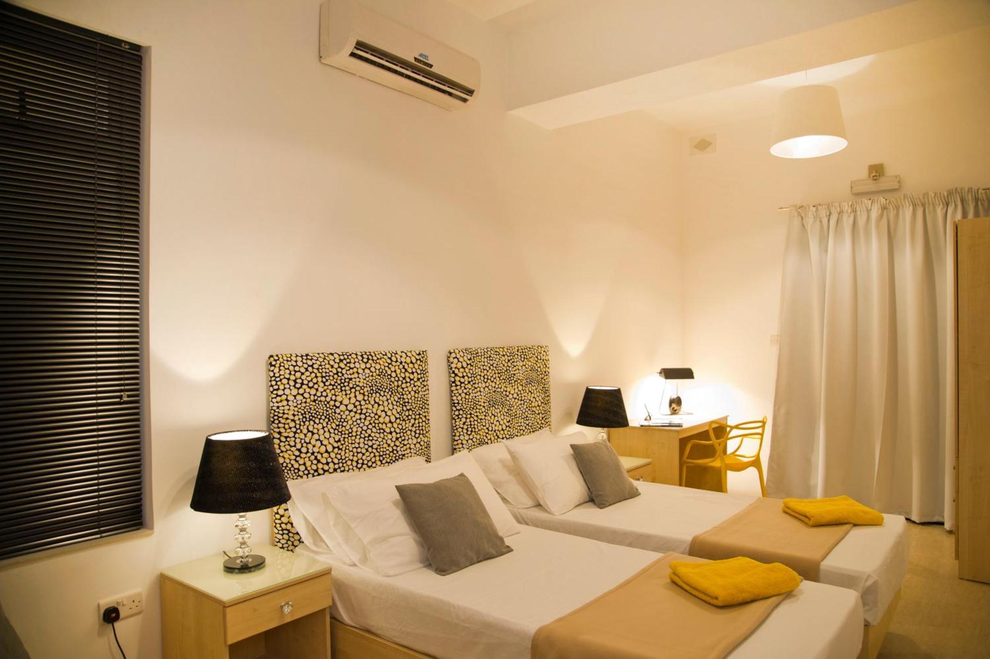 Maltese Balcony Apartment St. Julian's Exterior foto